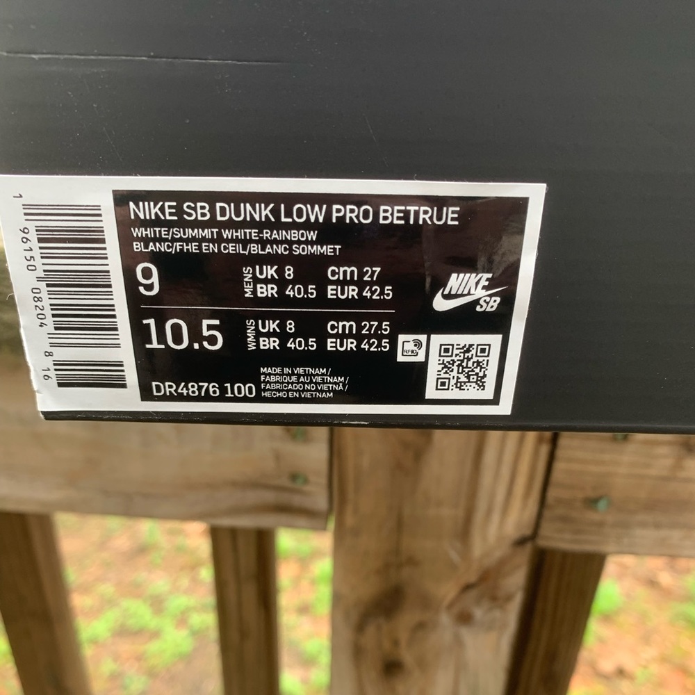 Nike SB Dunk Low BE TRUE Sz 9 mens / 10.5 women - Picture 13 of 13